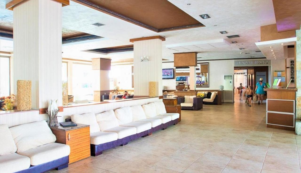 Grenada - Menada Apartments Slăntjev Brjag Exteriör bild