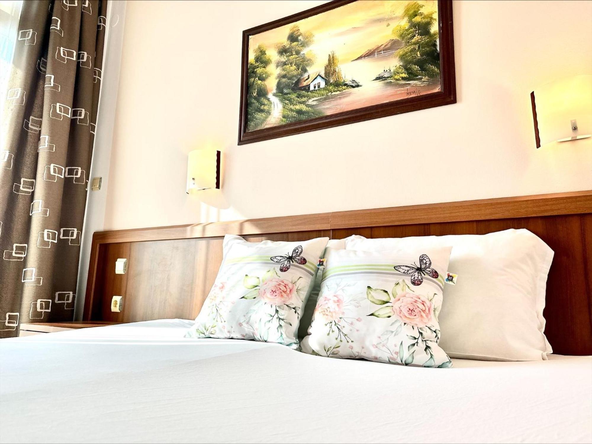 Grenada - Menada Apartments Slăntjev Brjag Rum bild